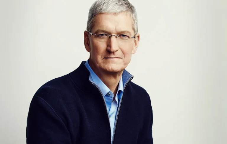 Apple CEO Tim Cook Showcases Leadership as He Greets Customers in NYC